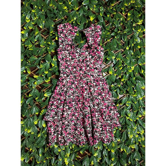 WHBM Black Cherry MultiFloral Open Back Satin Mini Dress Sz 4 - Picture 6 of 6